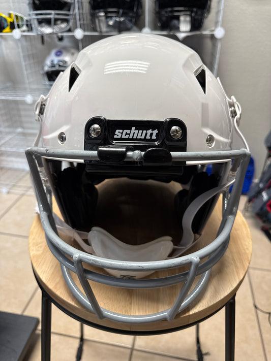 Used Schutt Youth Football Helmet (Size Medium)