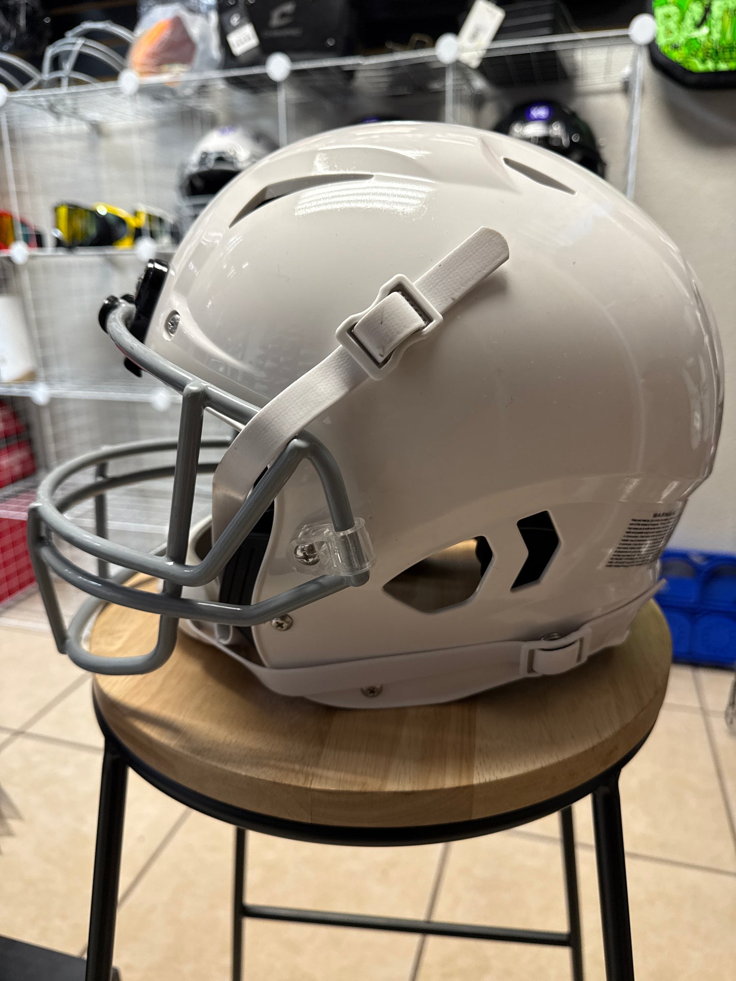 Used Schutt Youth Football Helmet (Size Medium)