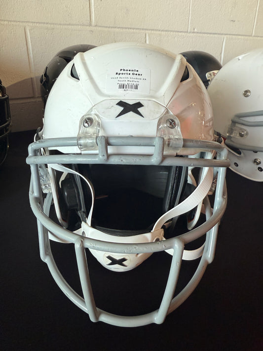 Used 2023 Xenith Youth Football(Size Medium)