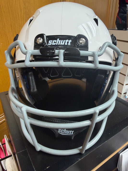 Used Schutt Youth Football Helmet (Medium)