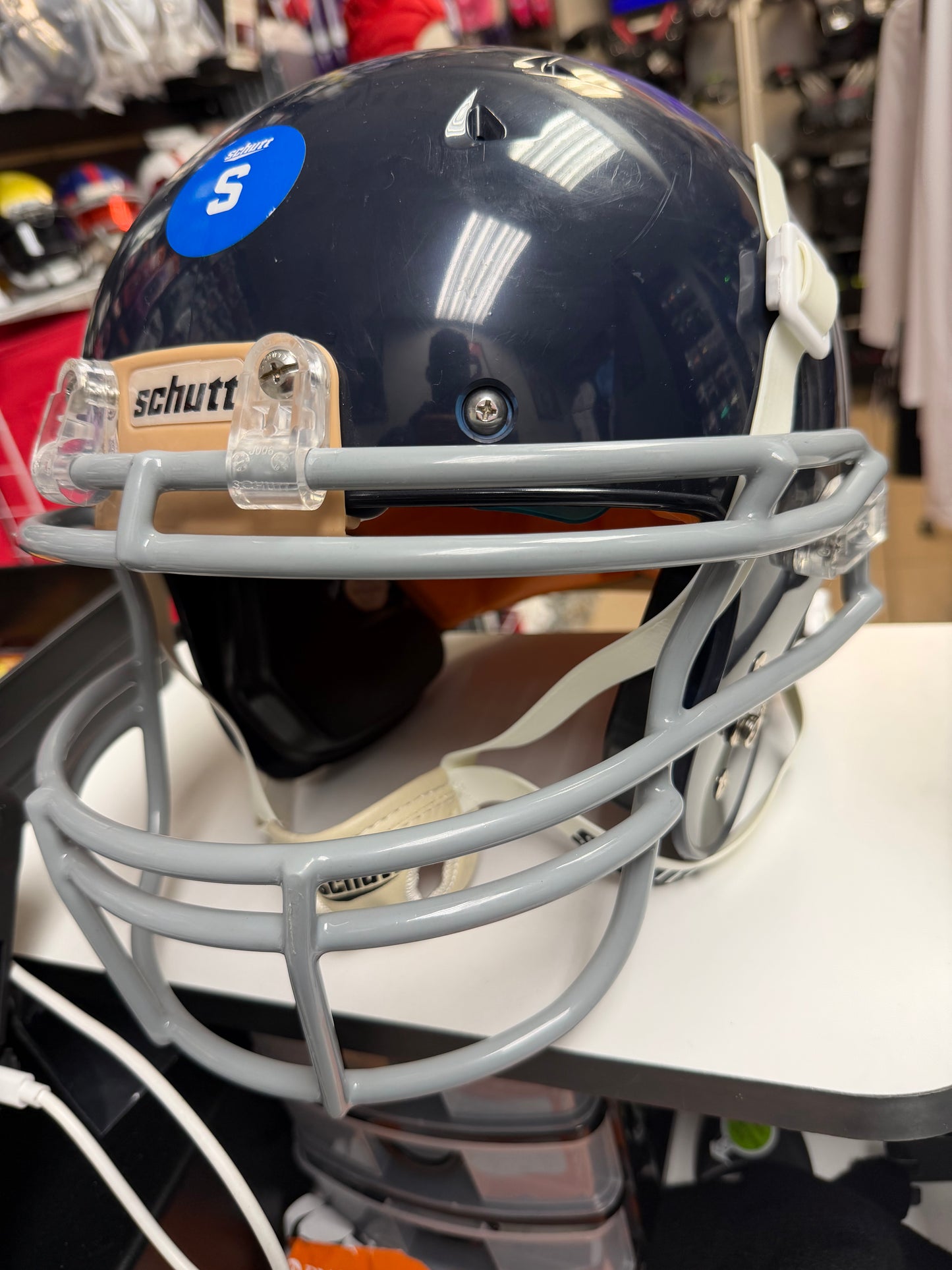 New Schutt Hybrid Recruit Youth Small Helmet