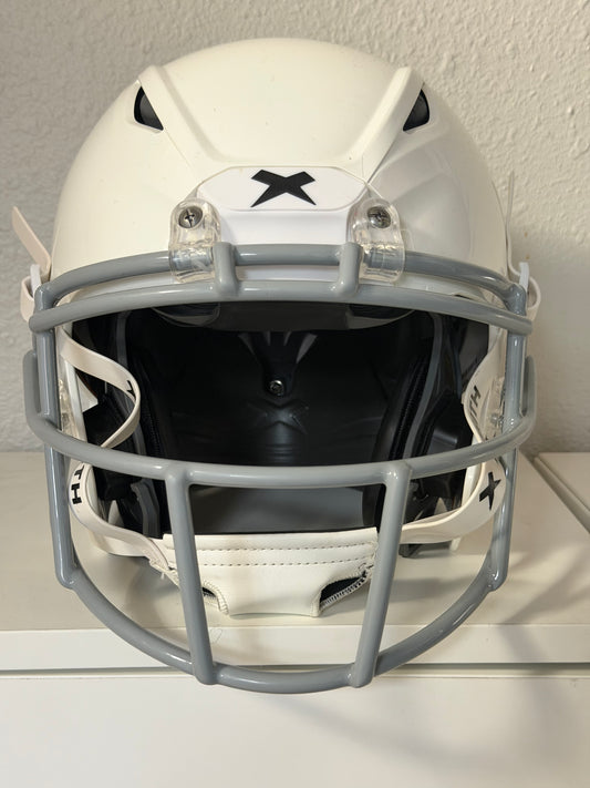 New Xenith Shadow Youth Football Helmet(Medium)