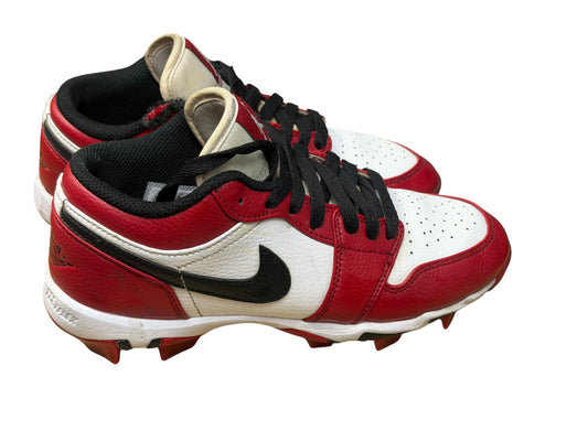 Used Nike Kids Jordan Football Cleats (Size 5.5)