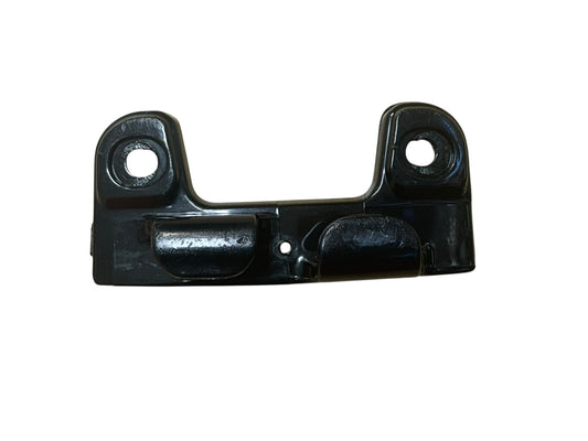 Used Schutt Twist Release Retainer