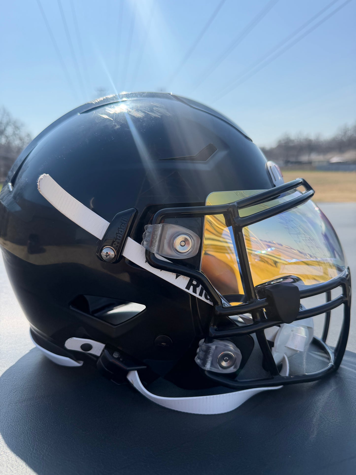 Used Riddell SpeedFlex Youth Football Helmet Large with 3.0 SpeedFlex Clear Gold Visor