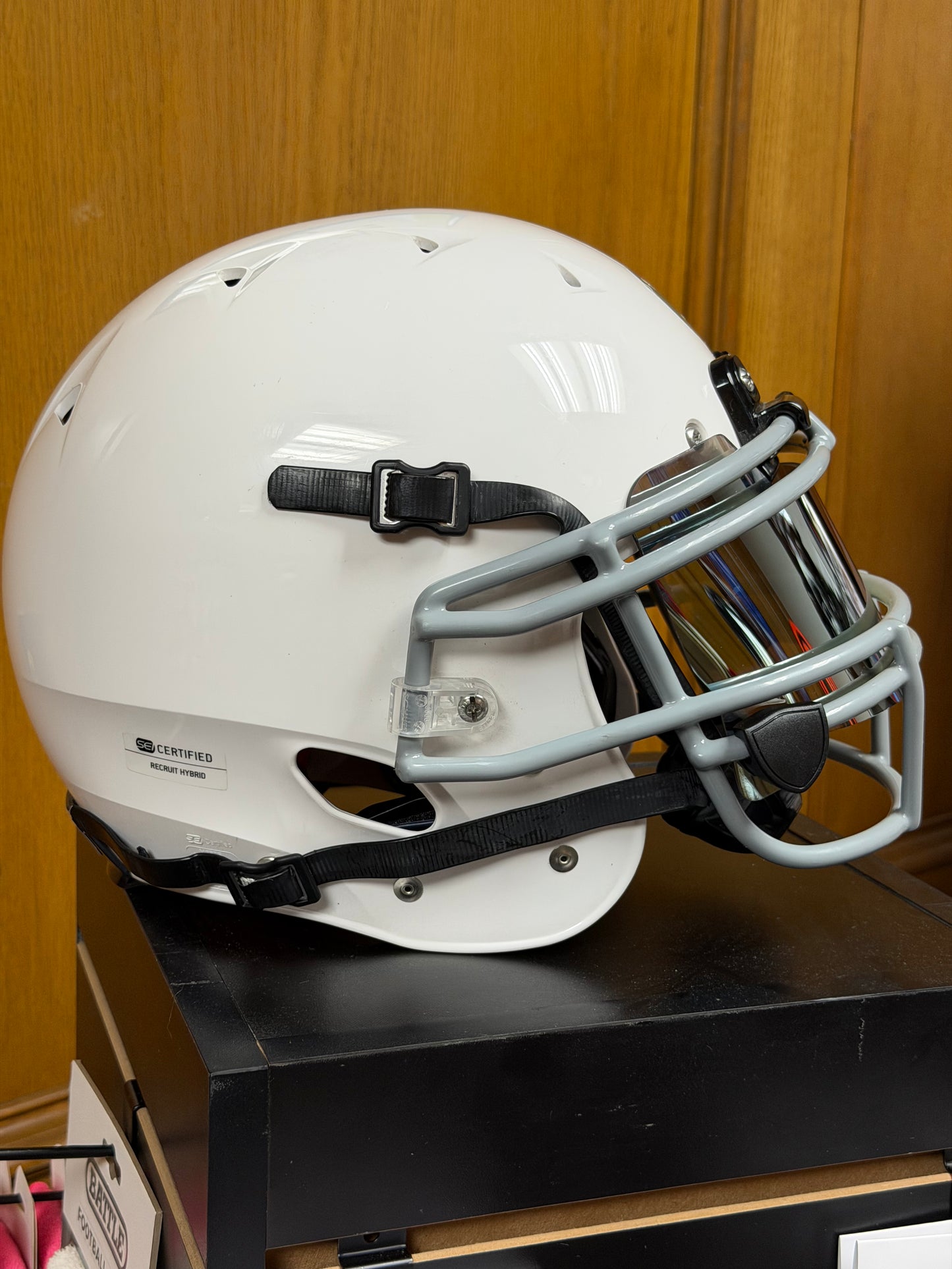 New Schutt Youth Football Helmet (Large)