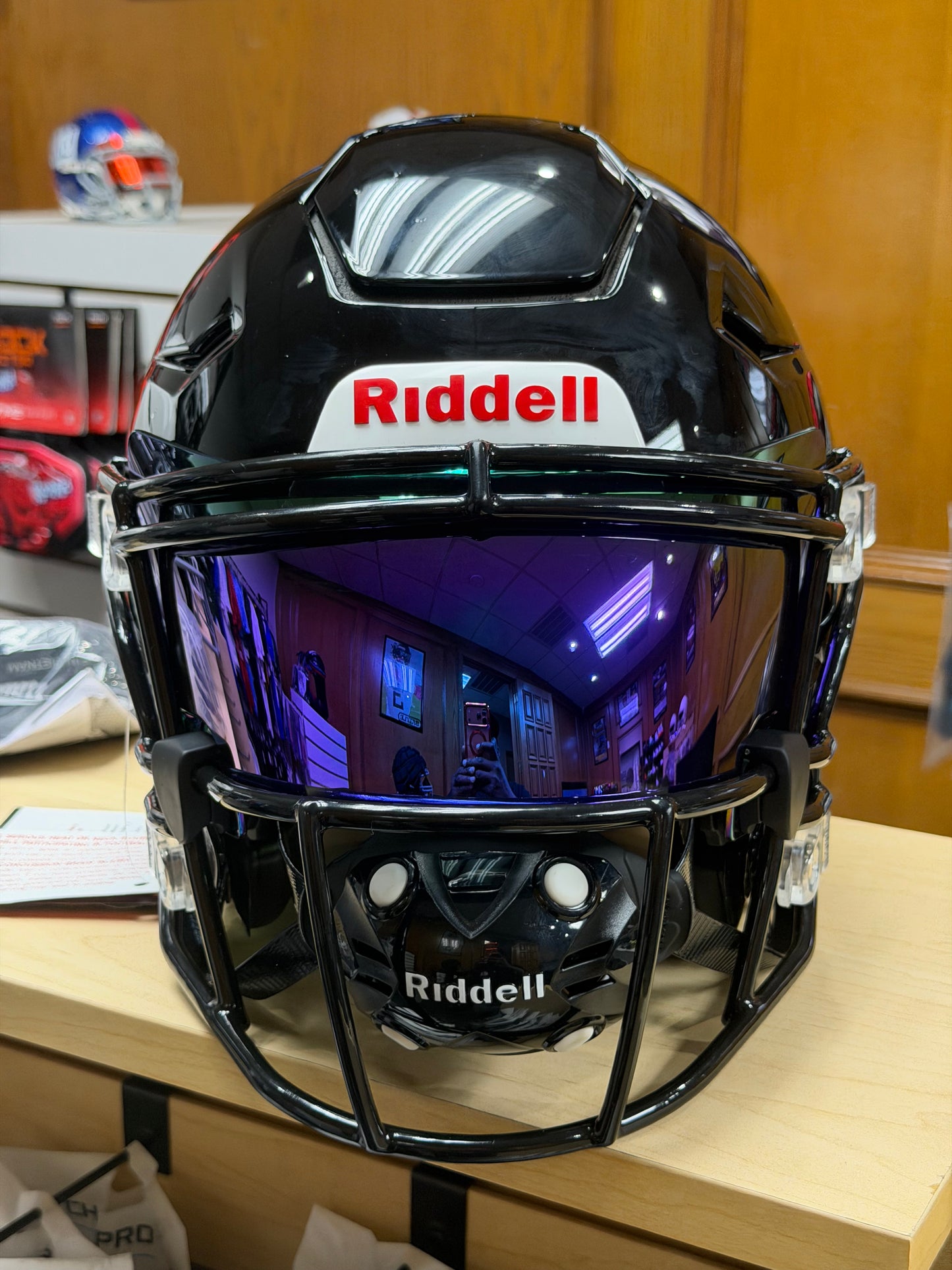 New Riddell Speedflex Football Helmet with Visor (Size Adult Small)