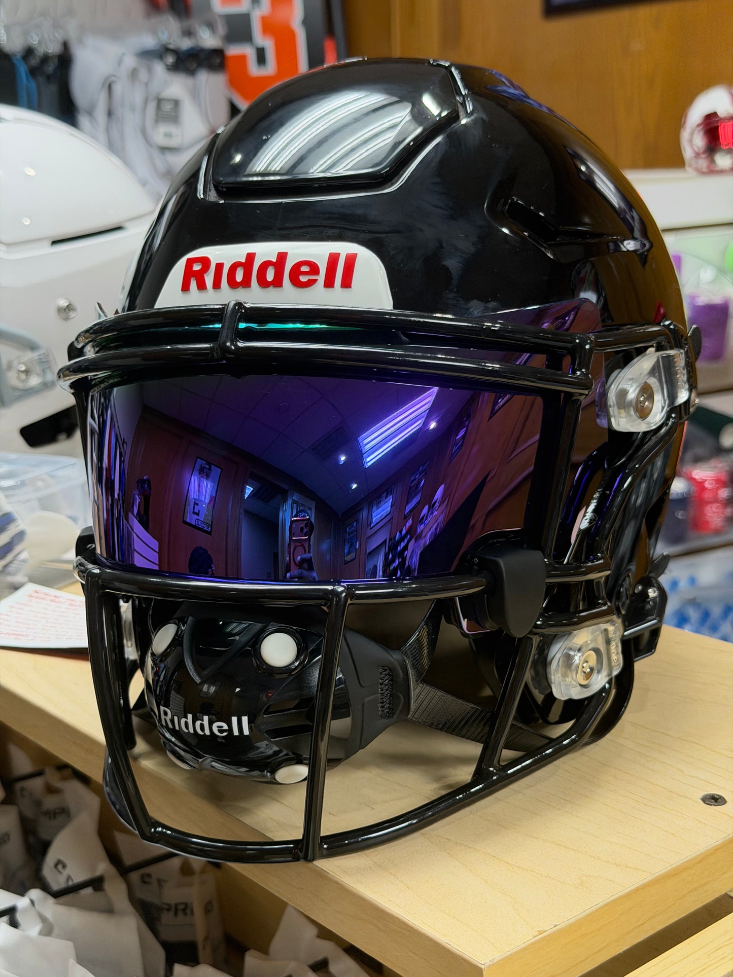 New Riddell Speedflex Football Helmet with Visor (Size Adult Small)