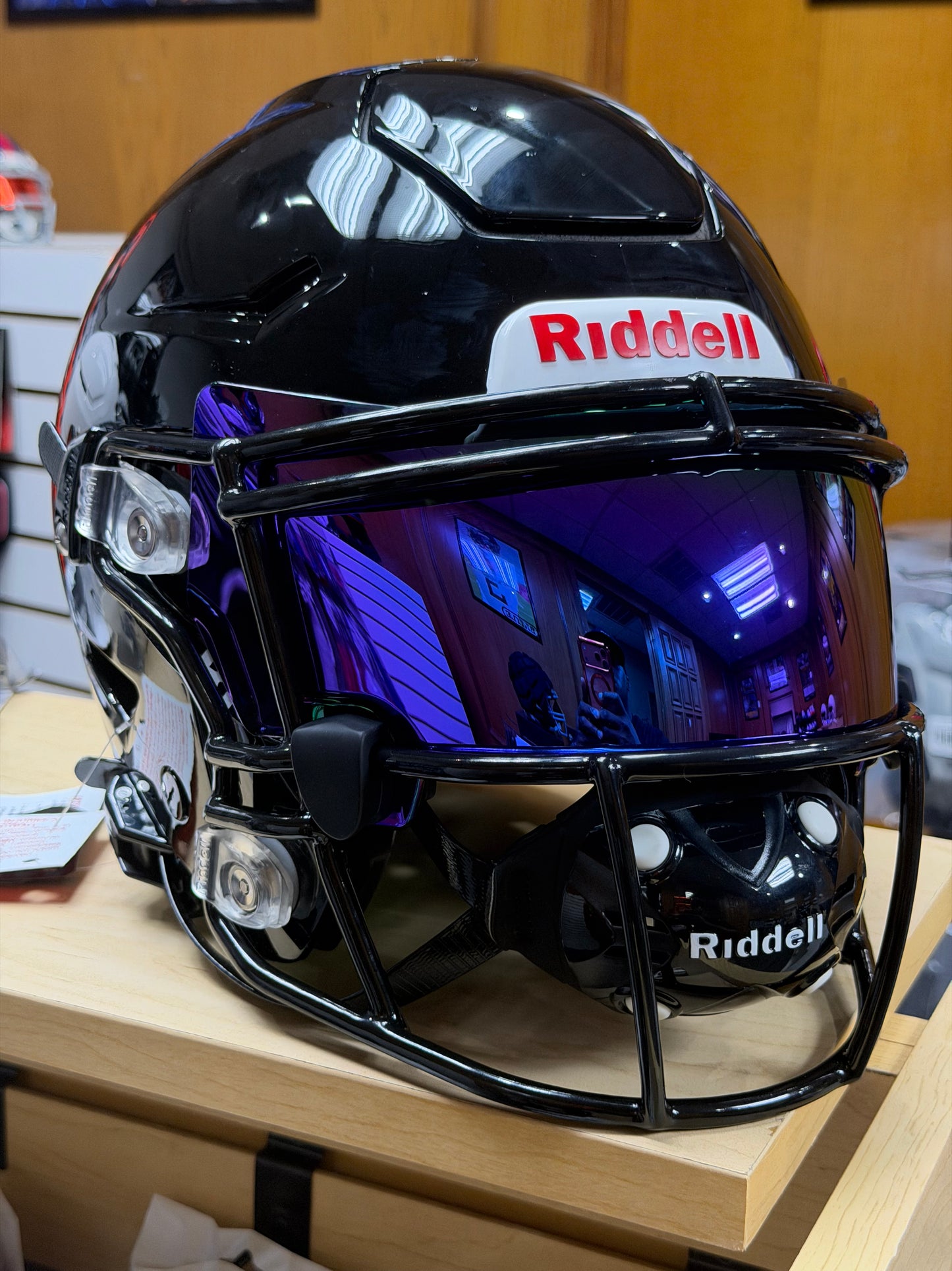 New Riddell Speedflex Football Helmet with Visor (Size Adult Small)